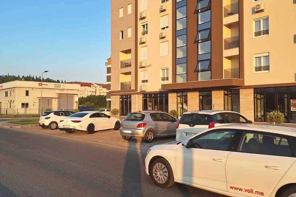 Foto 4 von 9: Modern 1 bedroom - Free Street Parking - Self Check In - AC