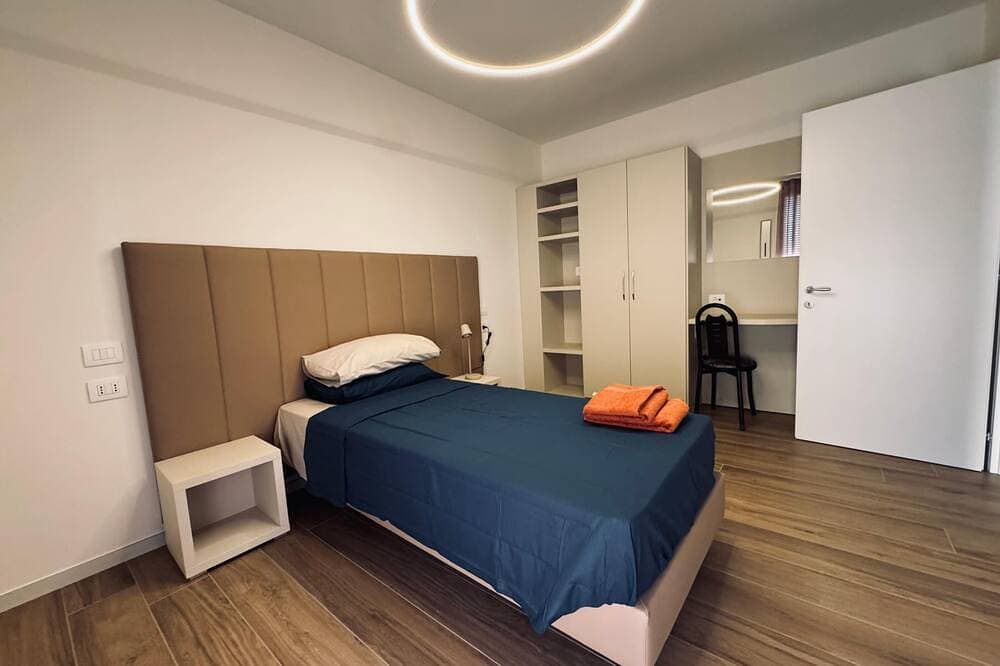 Foto 3 von 28: Two-bedroom apartment