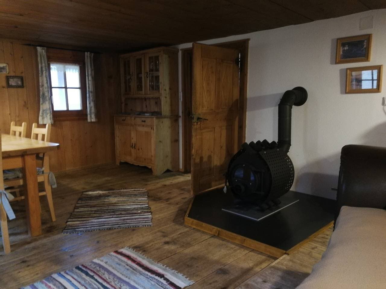 Foto 9 von 38: Ferienhaus 'Ferienhaus-Bregenzerwald' mit Bergblick, privater Terrasse und Wi-Fi