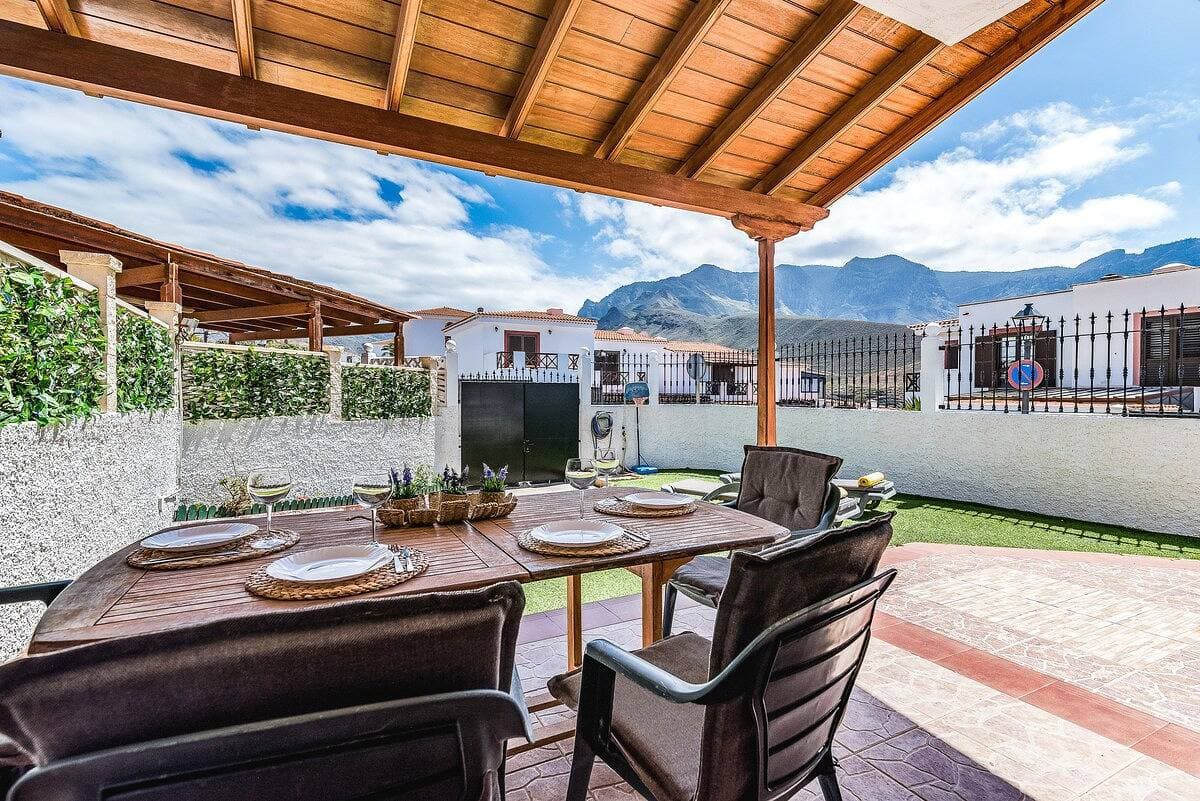 Foto 4 von 36: Chalet für 4 Personen mit Terrasse