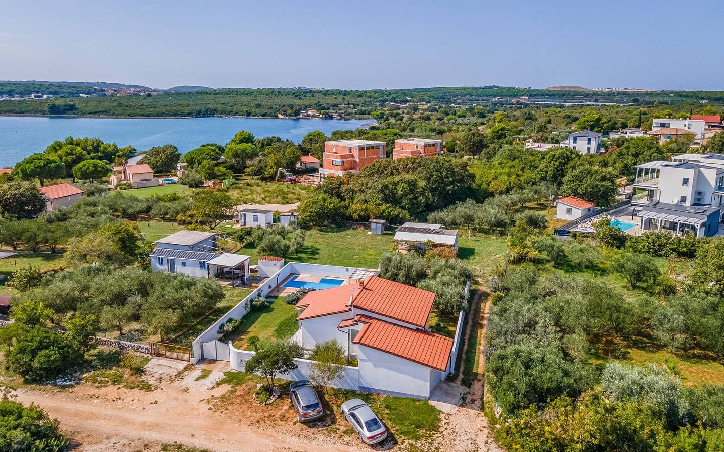 Foto 5 von 84: Villa für 4 Personen mit Pool
