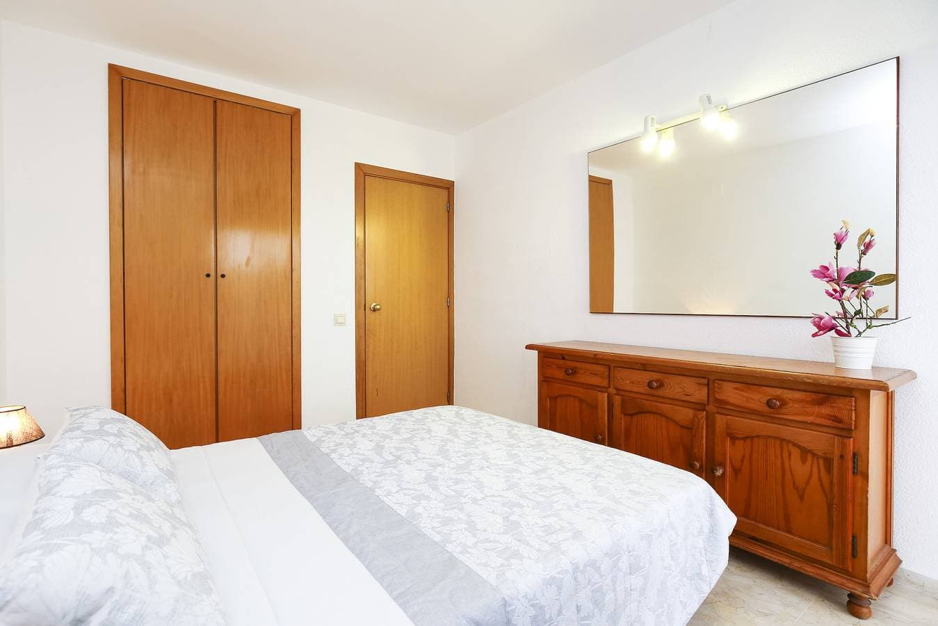 Foto 6 von 34: Ferienwohnung für 4 Personen mit Terrasse