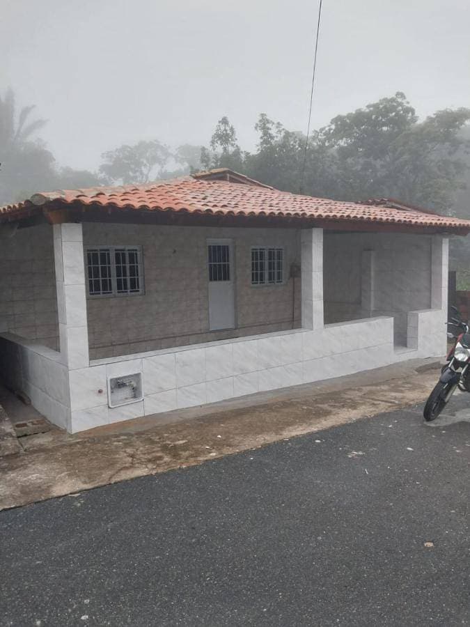 Casa espaçosa na igreja do céu 1