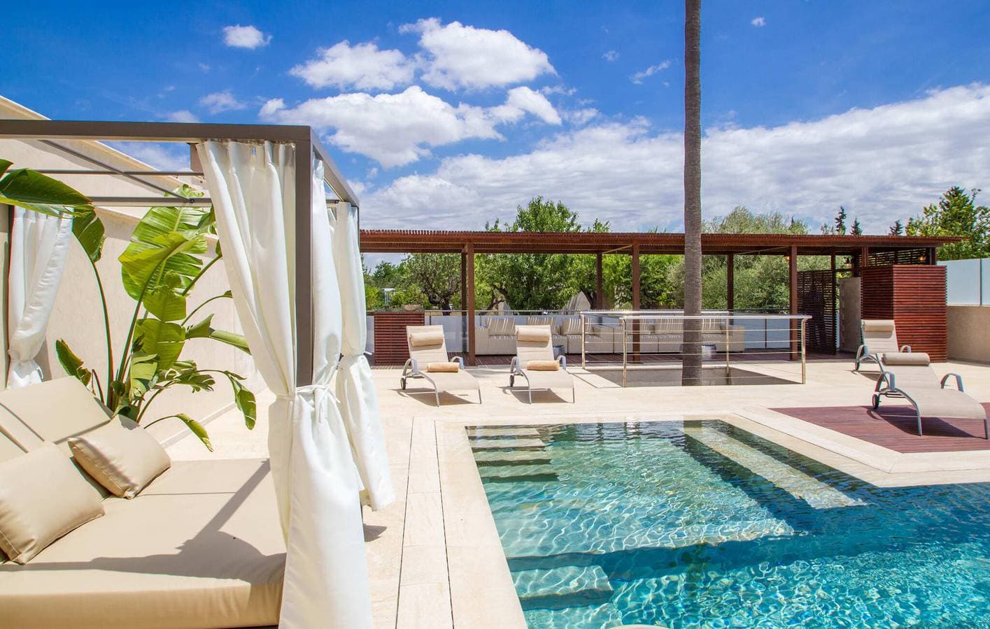 Gemütliches Apartment mit Pool, AC & BBQ in der Nähe des Stadtzentrums 1