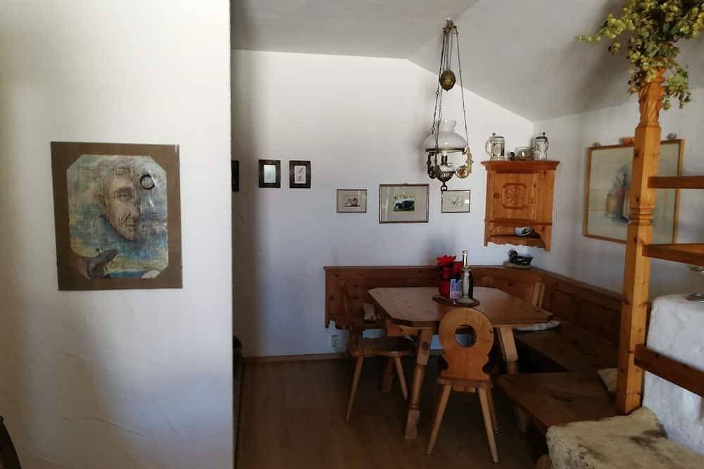 Foto 3 von 5: Ruhige, gemütliche Wohnung mit viel Atmosphäre