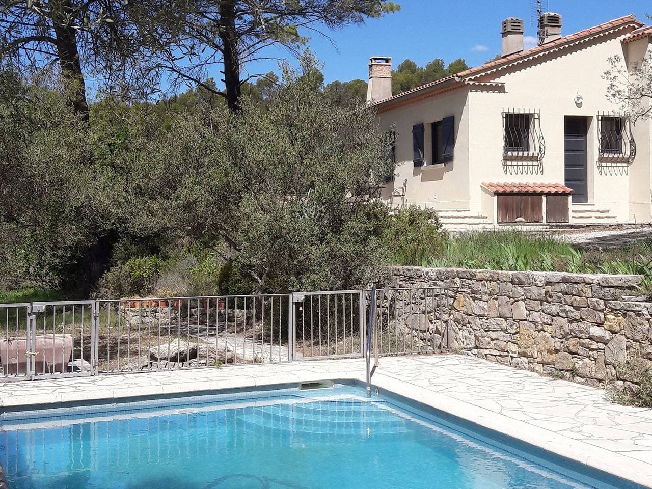 Foto 5 von 40: Ferienhaus in Var mit Privatpool