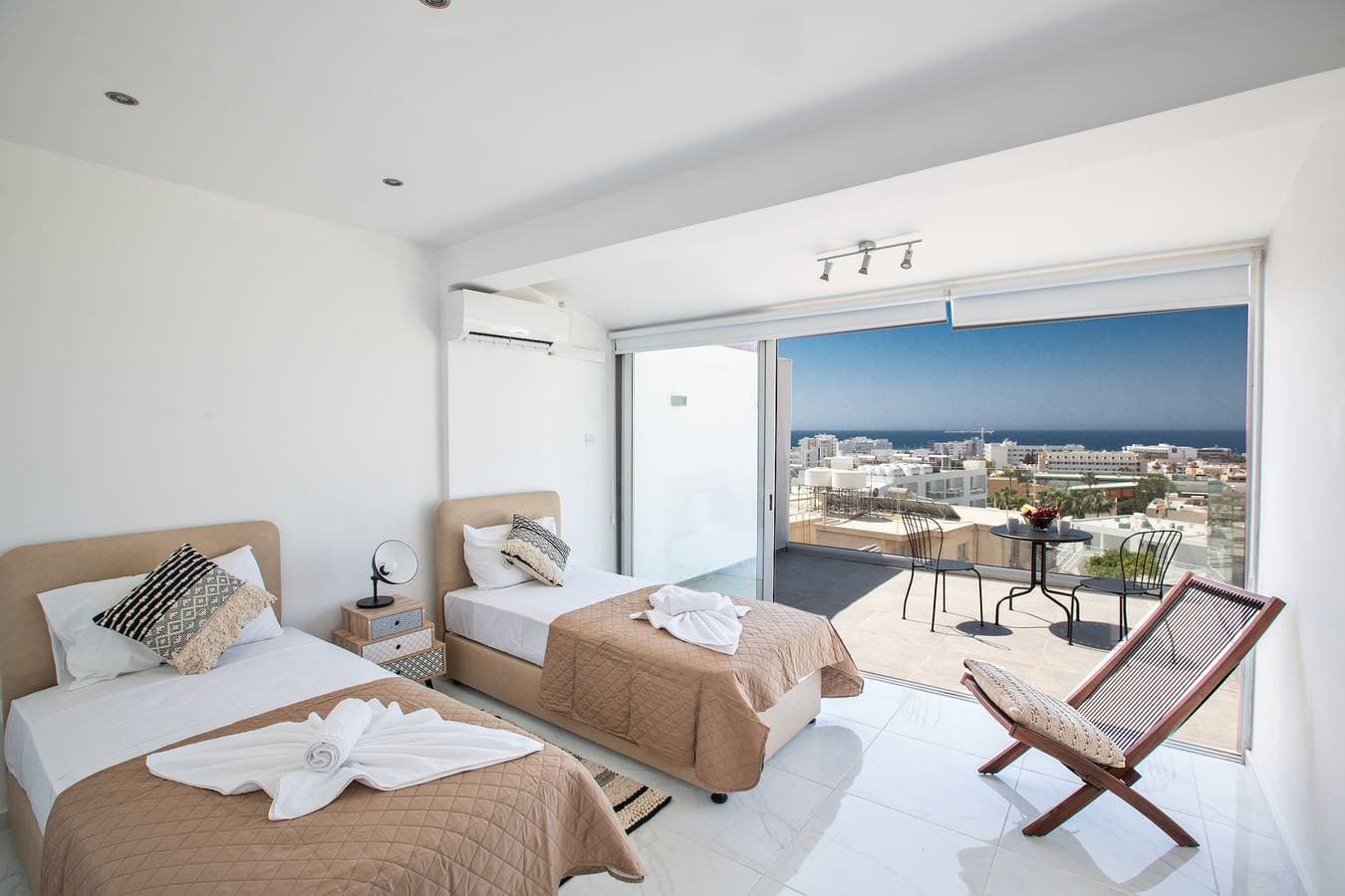 Apt Nina, modernes 2-Zimmer-Apartment in Ayia Napa 1
