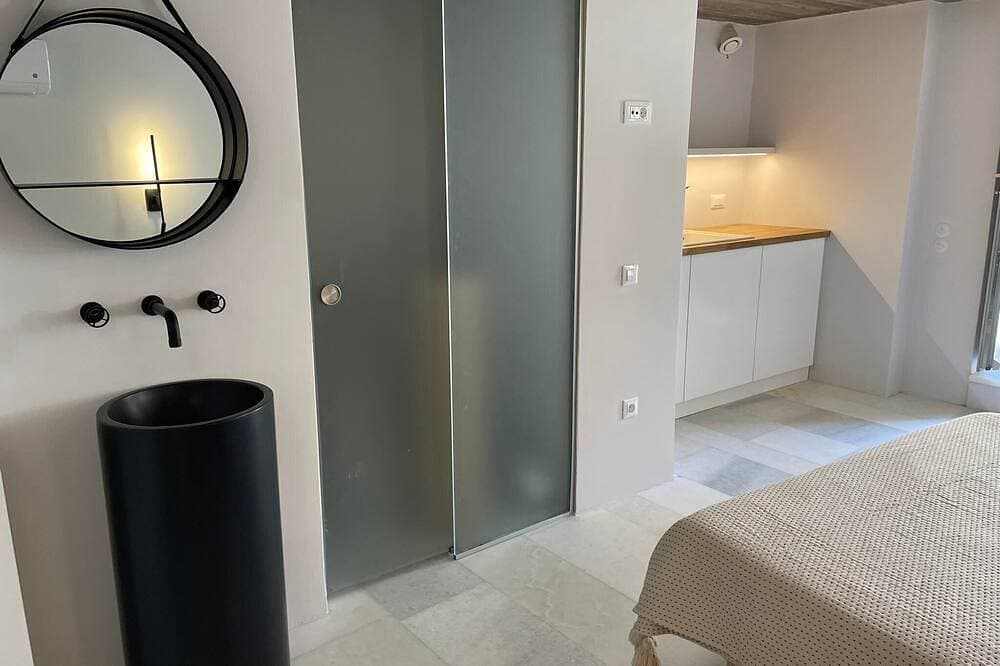 Foto 6 von 9: Apartment-Queen-Ensuite mit Dusche-No view-Malterse Cross