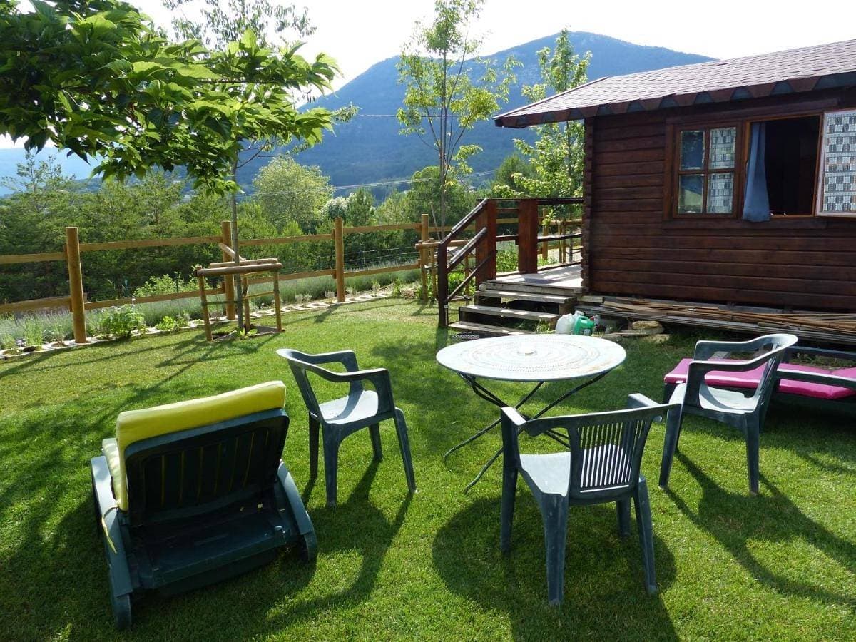 Foto 3 von 24: Chalet with Private Bathroom