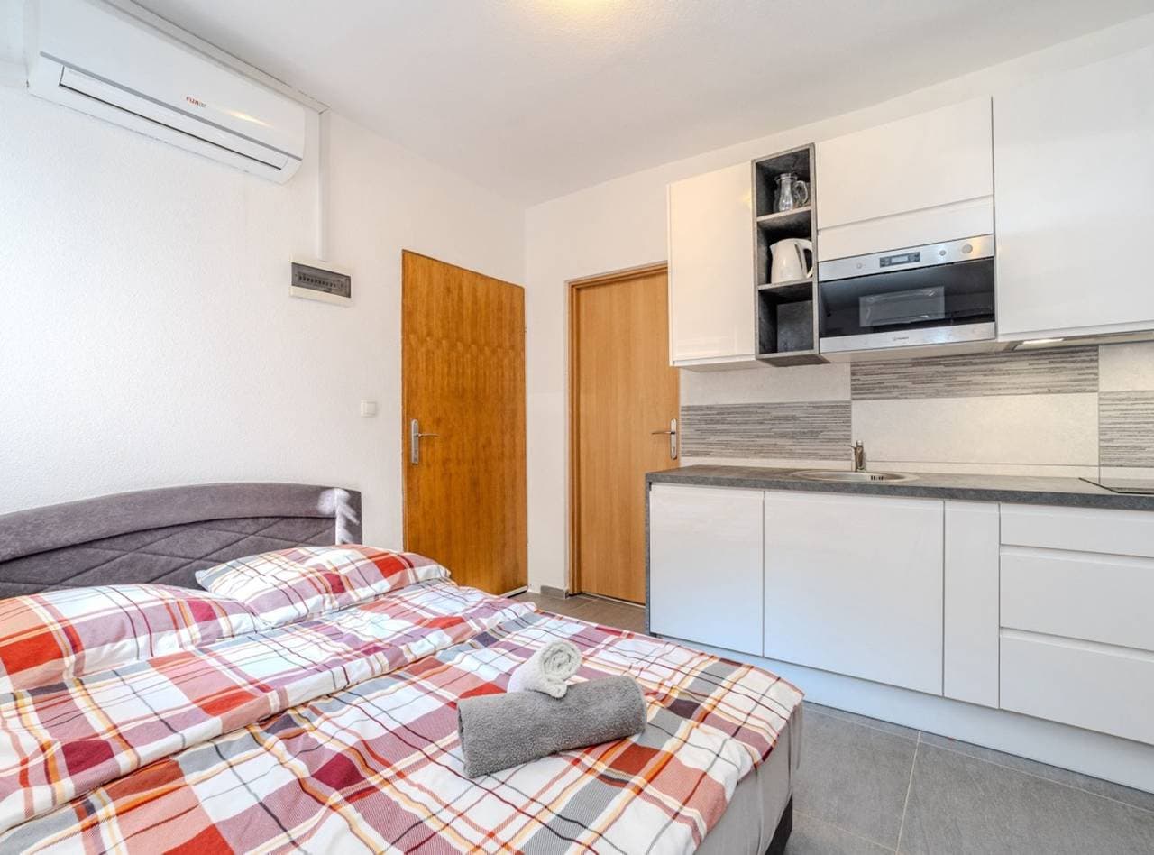 Foto 5 von 12: Studio für 4 Personen