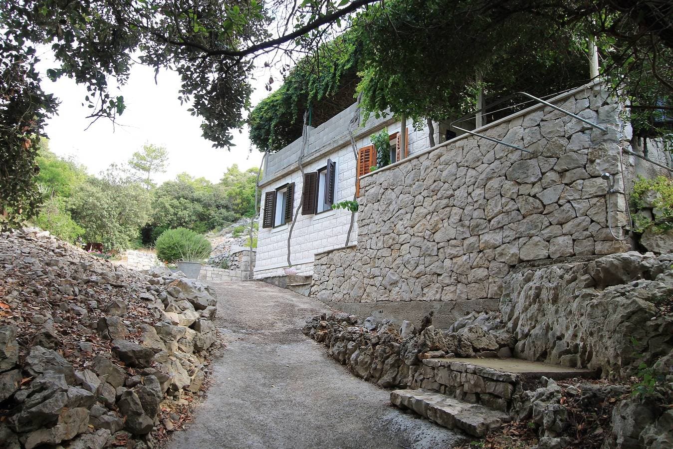 Foto 6 von 29: 1-Zimmer-Haus mit Terrasse und Meerblick Bucht Rasohatica, Korcula K-9233