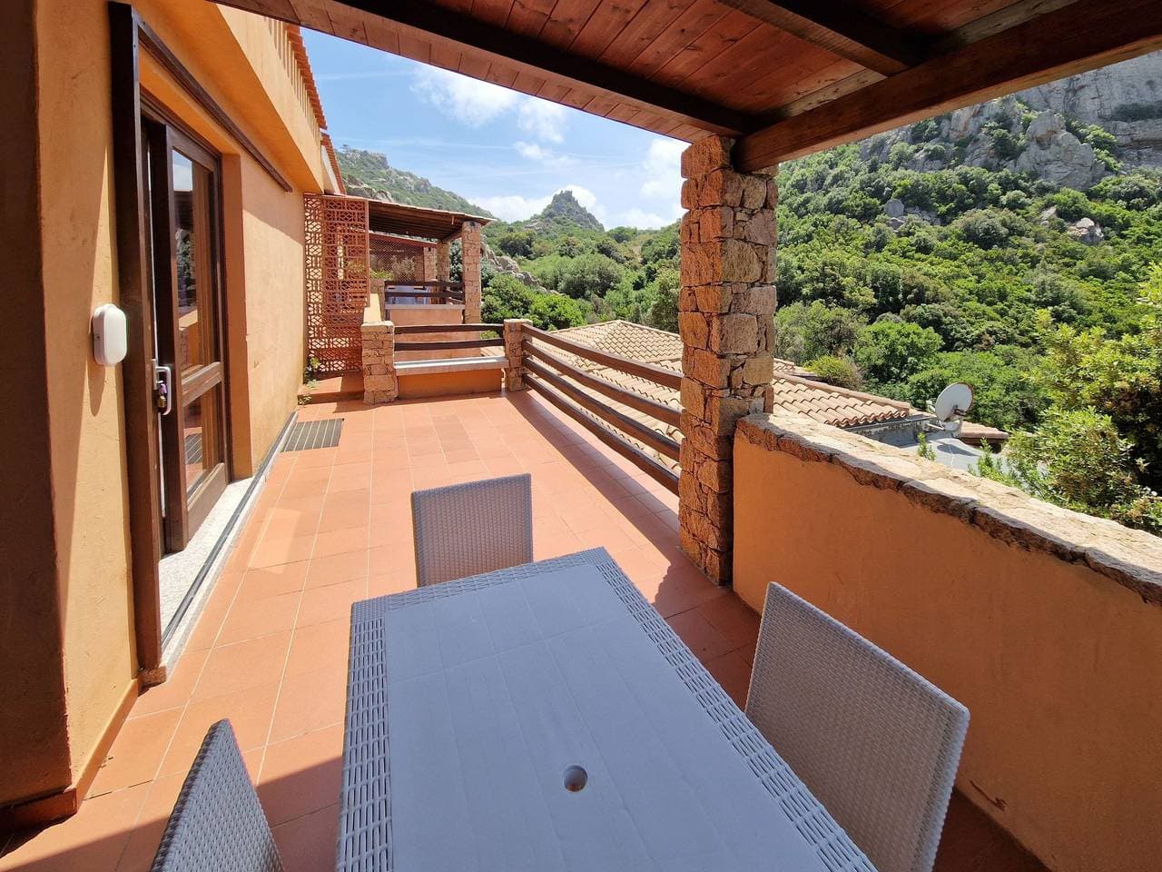 Foto 11 von 22: Dreizimmerwohnung mit Panoramablick in Costa Paradiso