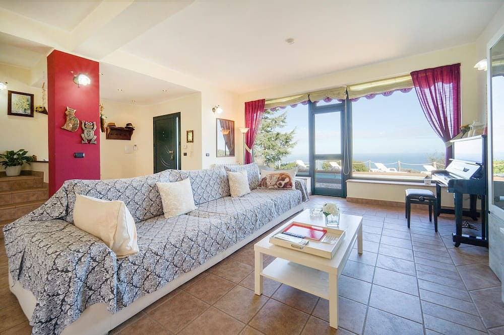Foto 5 von 30: Awesome home in Caronia