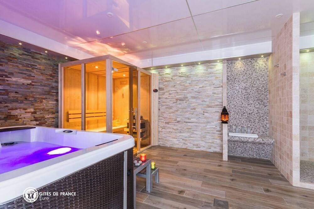 Spacious cottage with spa and swimming pool near Honfleur, Normandy 1