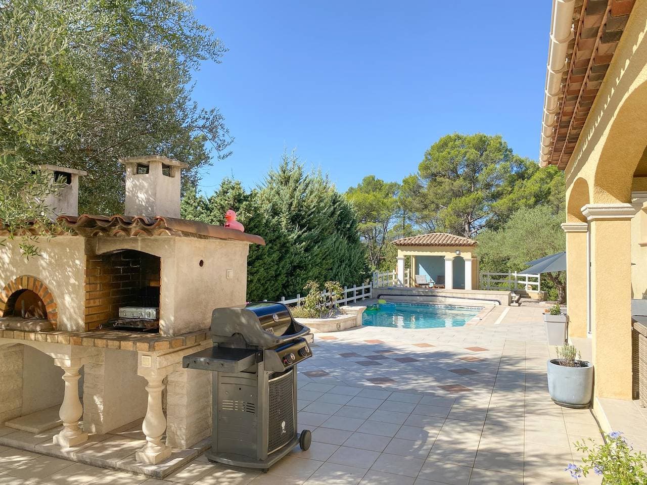 Foto 9 von 31: Schöne Villa mit Privatpool und dorfnah gelegen