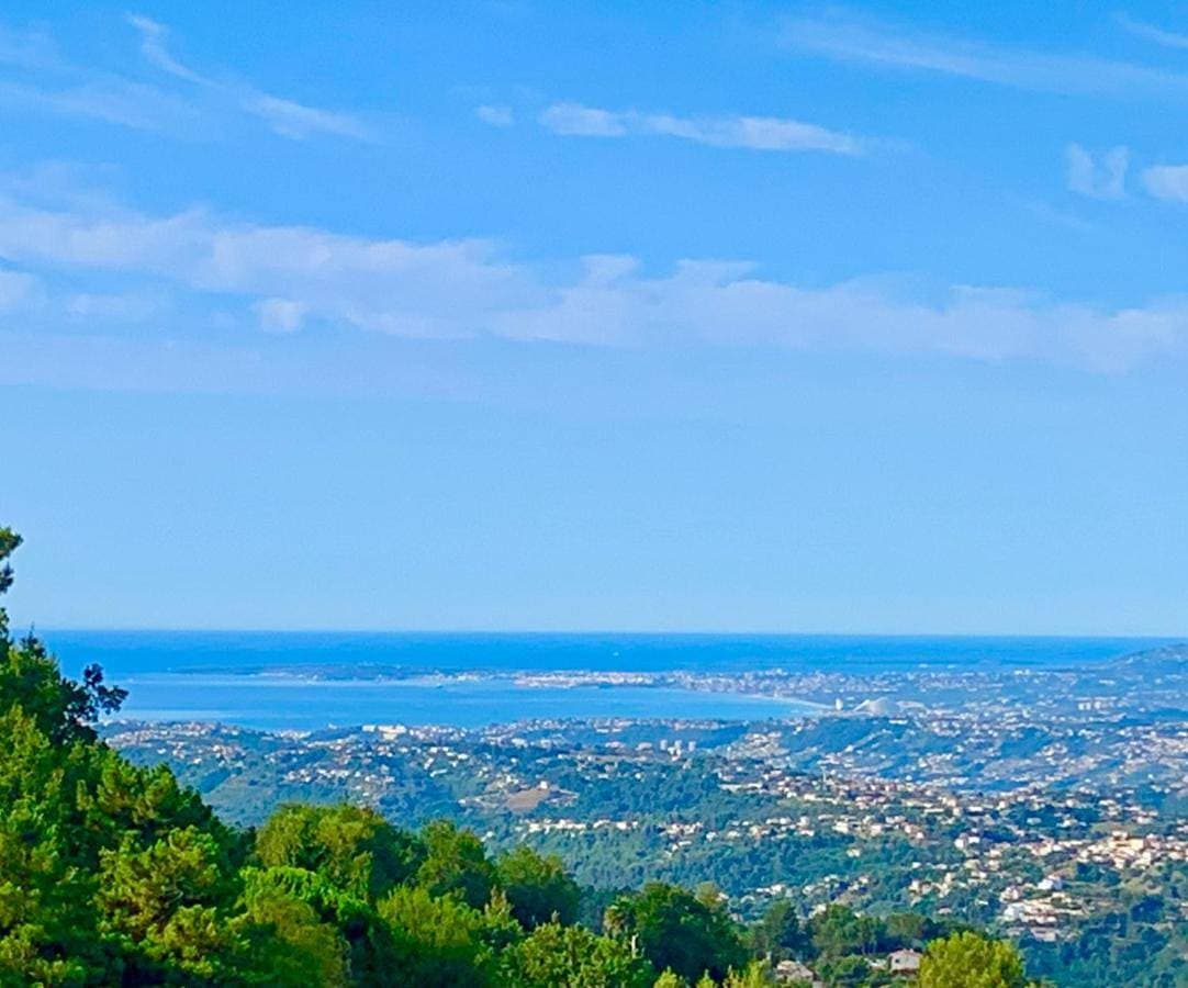 Foto 2 von 38: Villa with Sea View