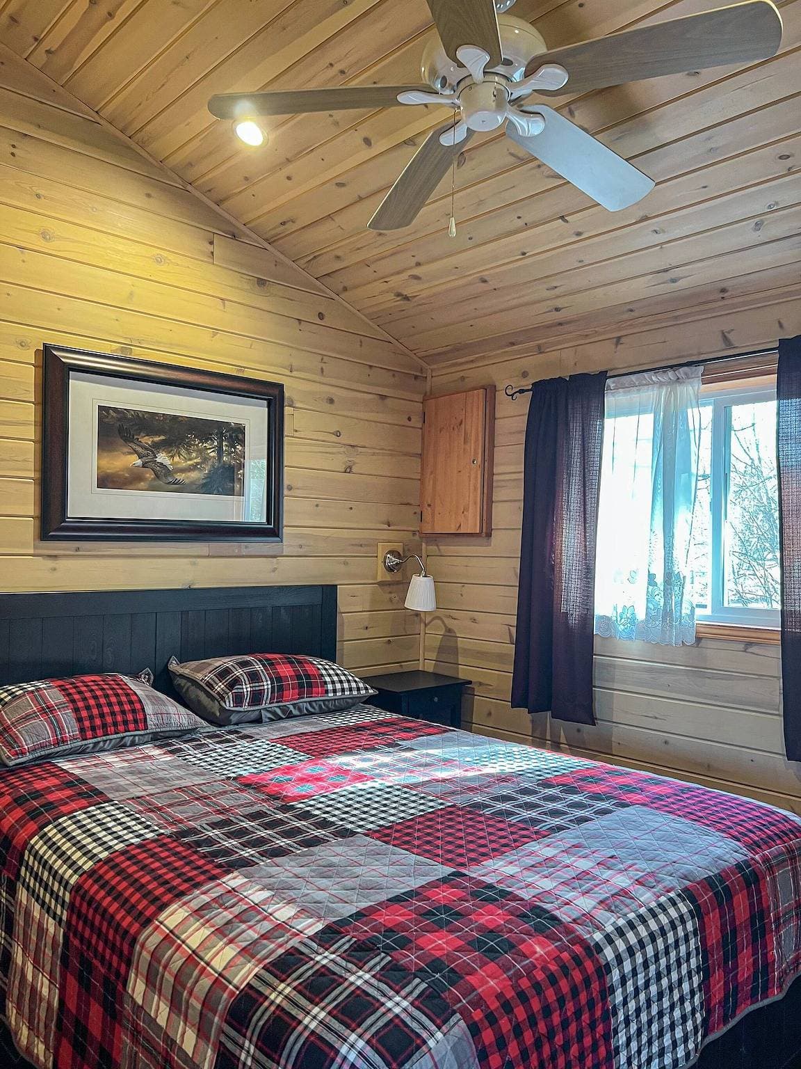 Foto 7 von 38: Black Bear Cottage im Ahmic Lake Resort