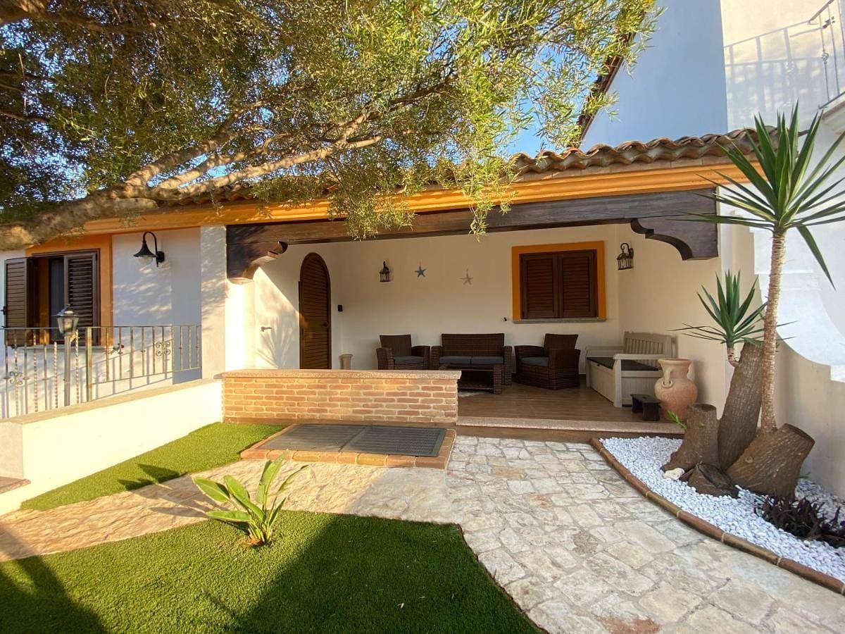 Foto 5 von 5: Three-Bedroom Holiday Home