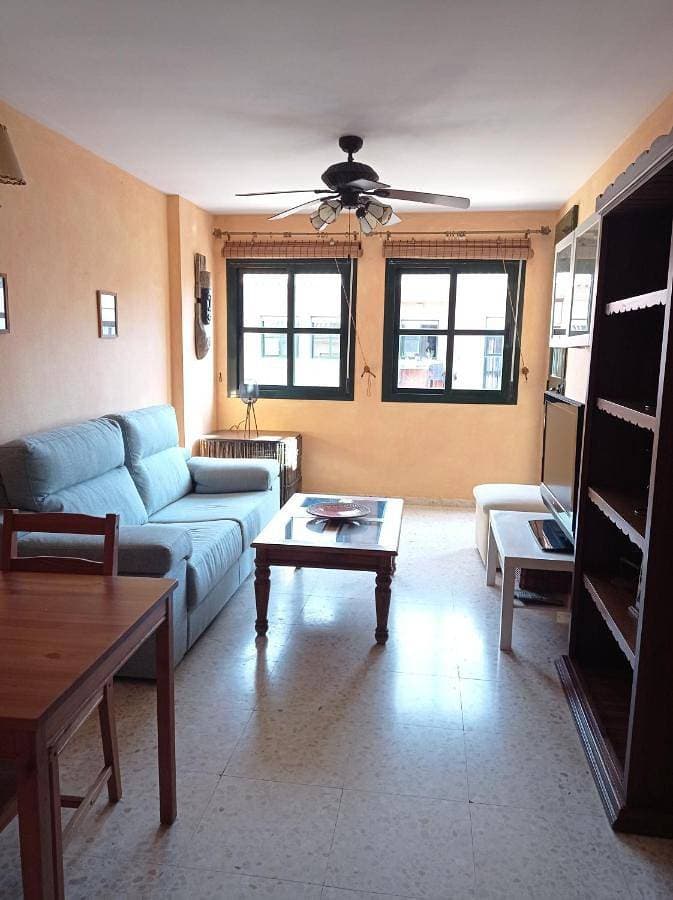 Foto 4 von 24: Two-Bedroom Apartment