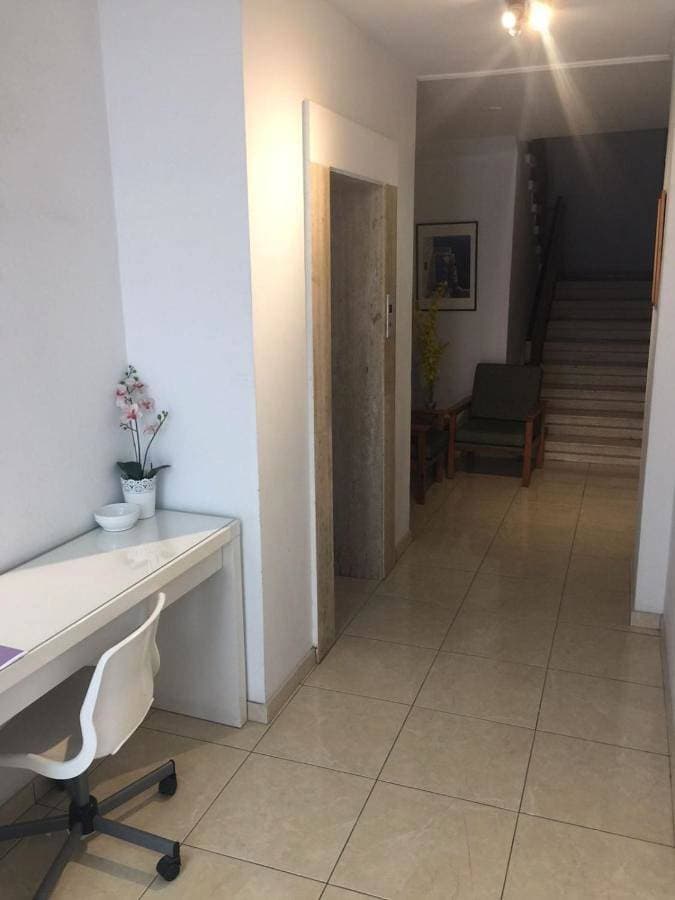 Foto 4 von 10: Studio with Balcony