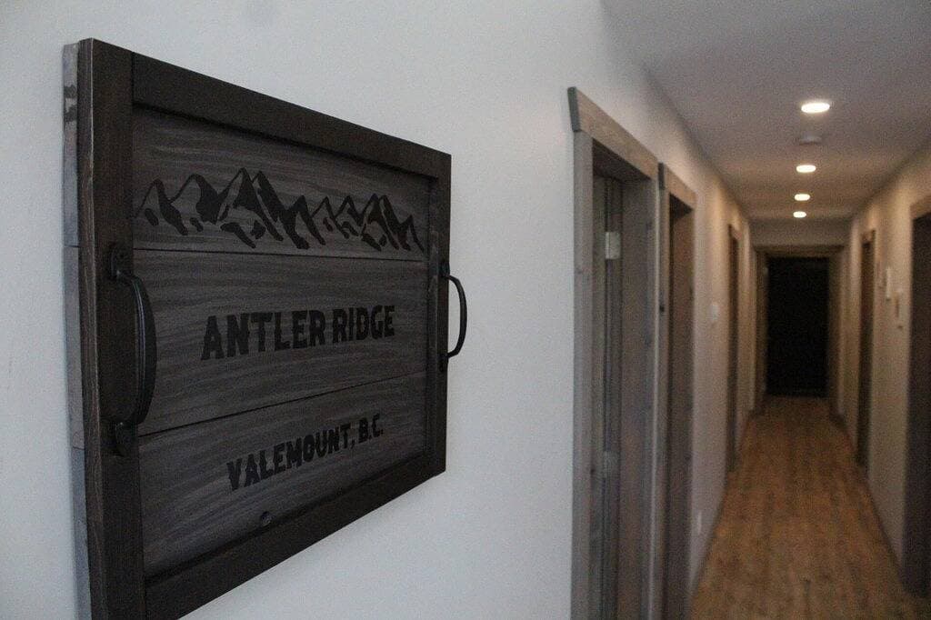 Foto 5 von 18: The Antler Ridge Cabin