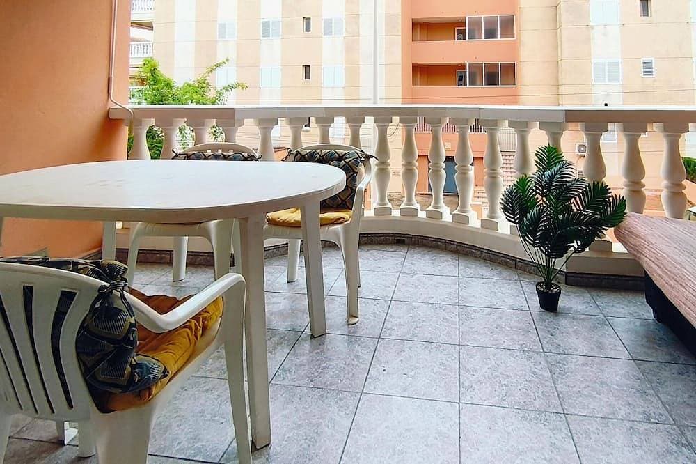 2 bedroom beach front apartment in Moncofa 1