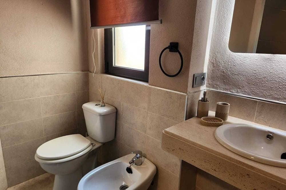 Foto 7 von 30: Ático Esquinero con Vistas al Valle del Este Golf con Piscina Comunitaria!