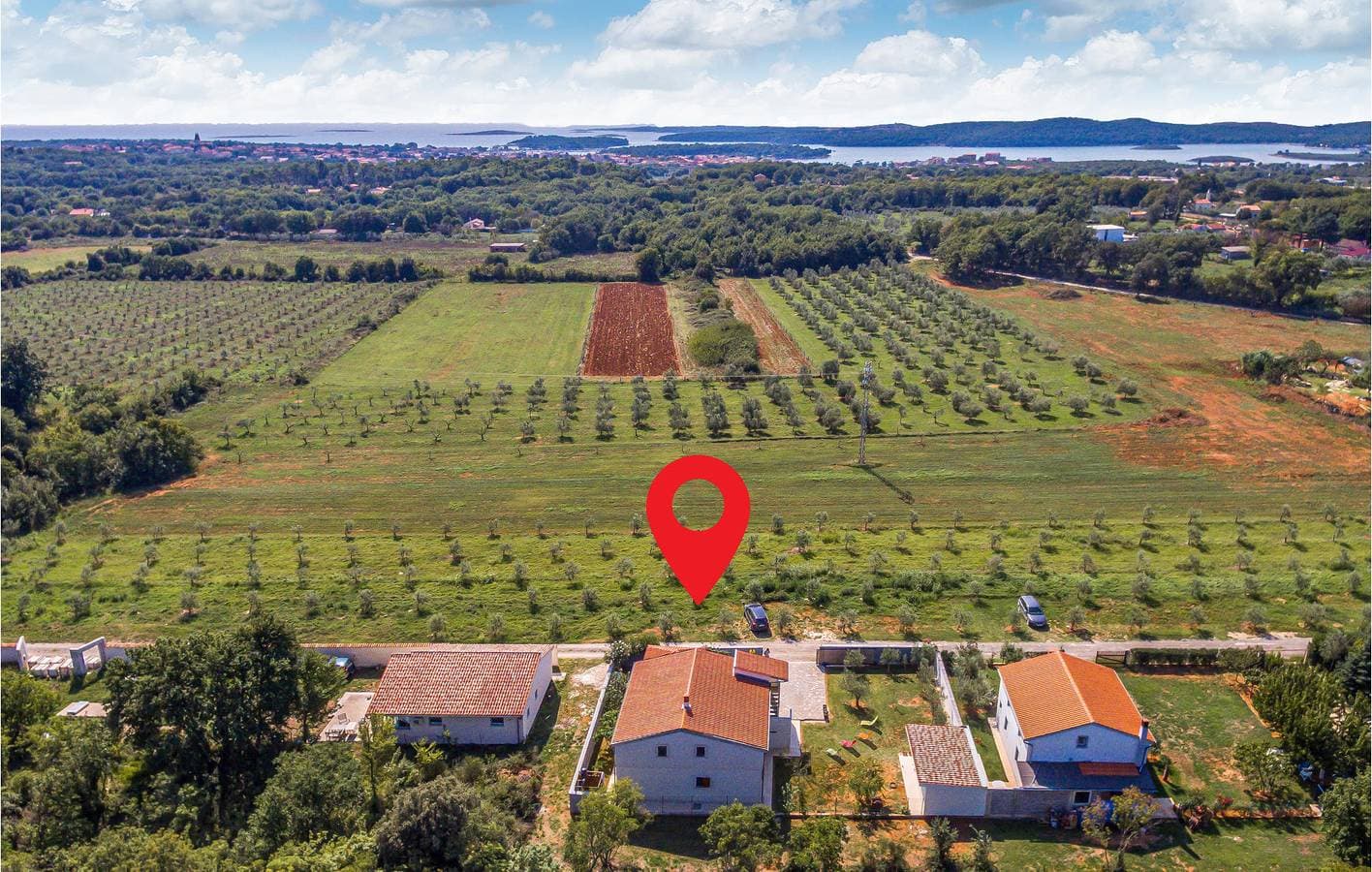 Foto 2 von 33: Gemütliche Unterkunft, 2 km von Medulin entfernt: WLAN, Klimaanlage und Terrasse
