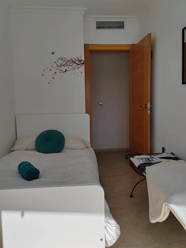 Foto 9 von 26: Two-Bedroom Apartment