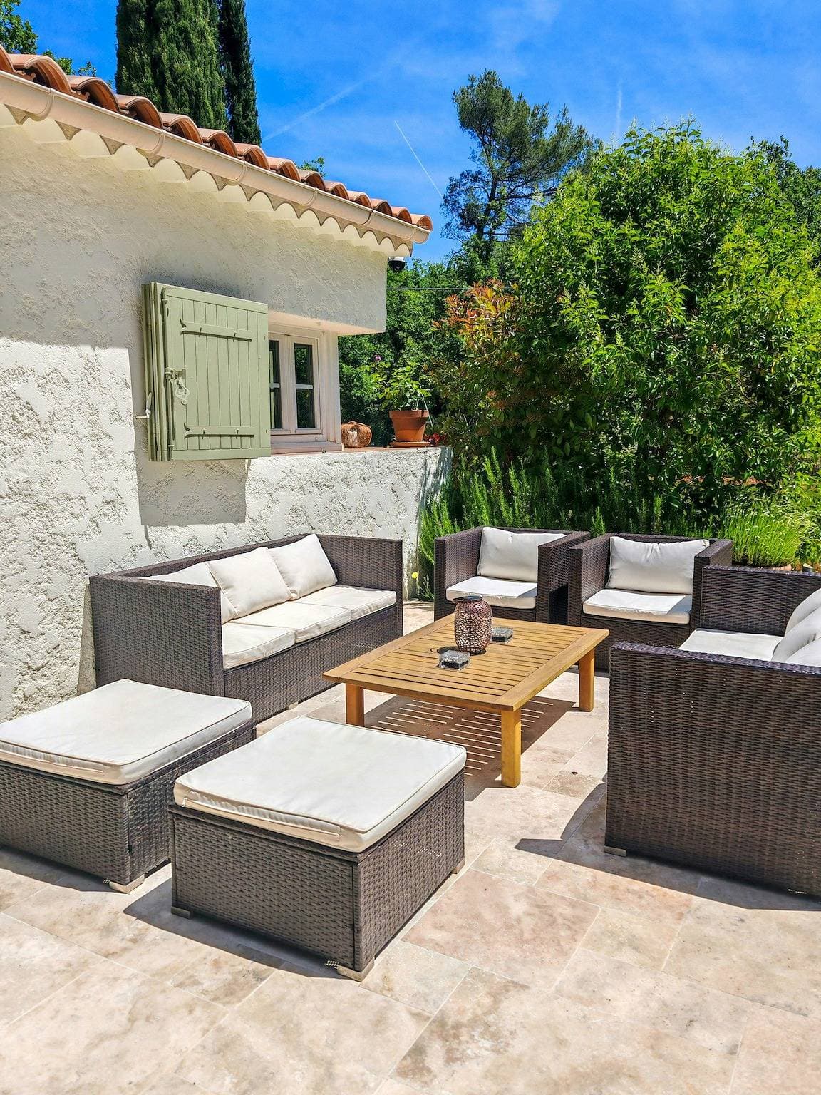 Foto 2 von 25: Villa auf einem Hektar schattigem Grundstück in der Provence Verte
