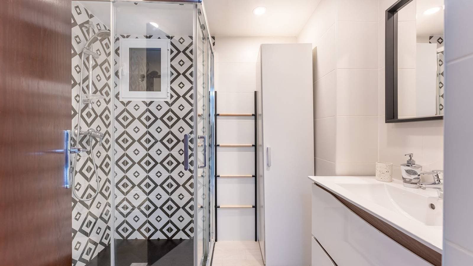 Foto 8 von 23: Ferienwohnung für 2 Personen mit Garten