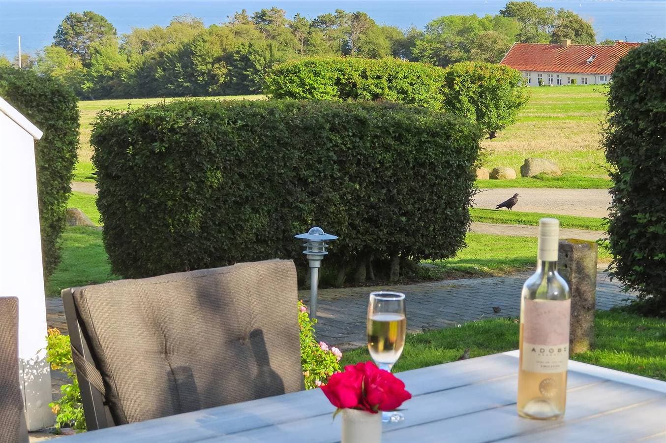Foto 3 von 27: Awesome apartment in Allinge w/ WiFi, 2 Bedrooms and Outdoor swimming pool
