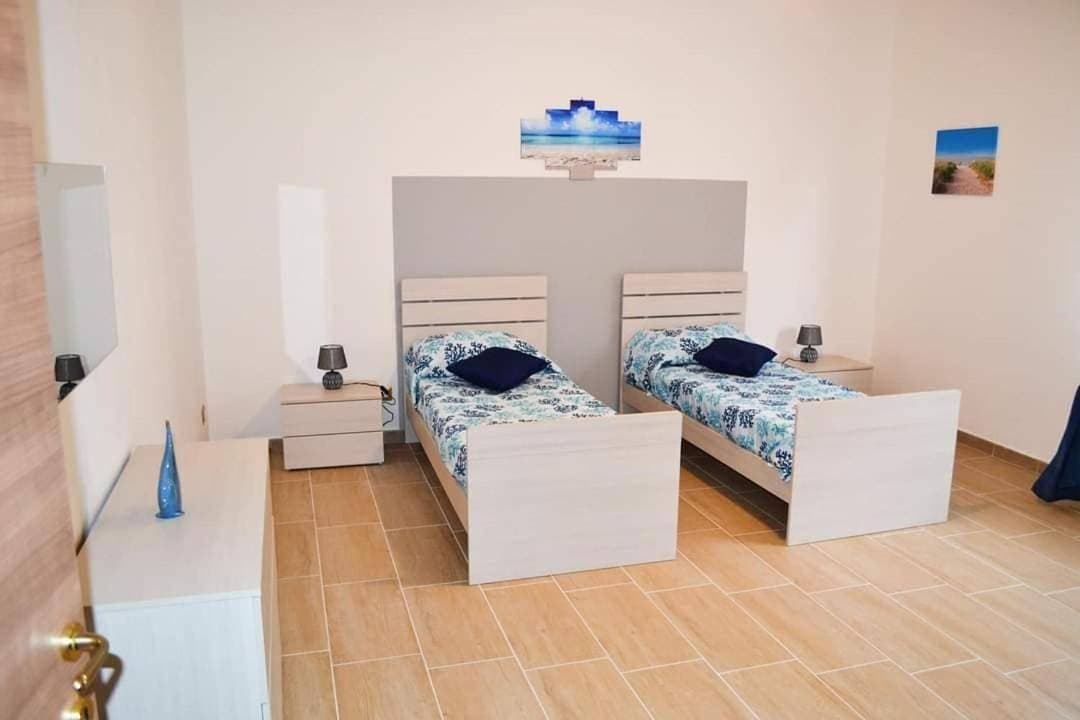 Foto 4 von 5: One-Bedroom House