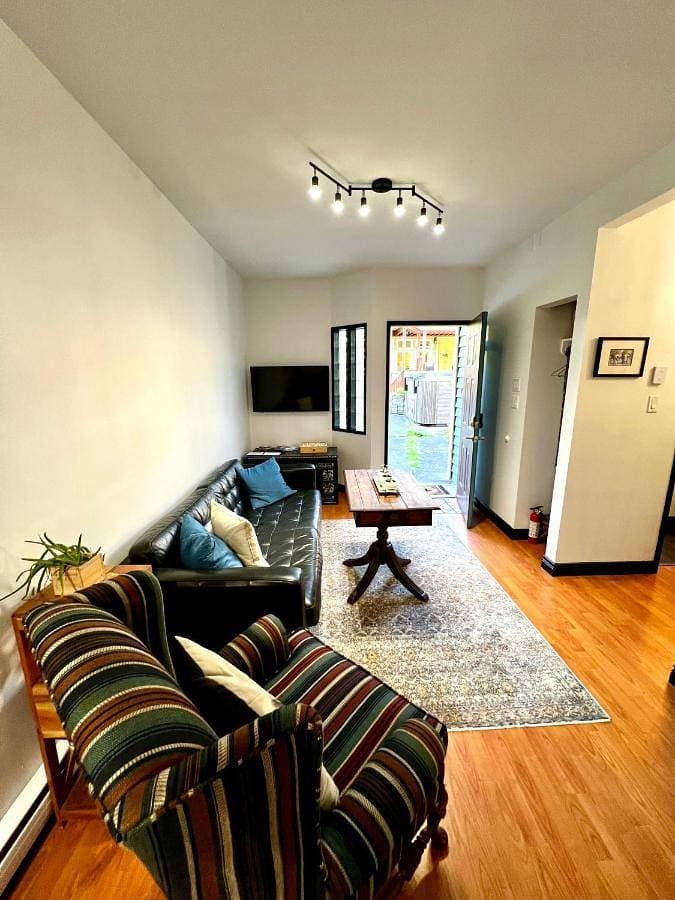 The Family Cottage 1