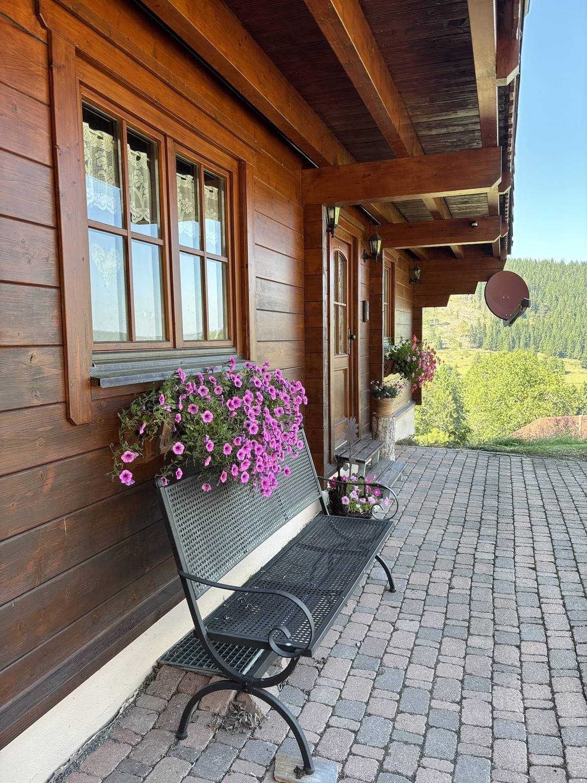 Foto 7 von 41: Ferienwohnung Weideblick - Ferienwohnung Weideblick, 80 qm, 2 Schlafzimmer, 2 Balkone, Terrasse, max. 4 Personen
