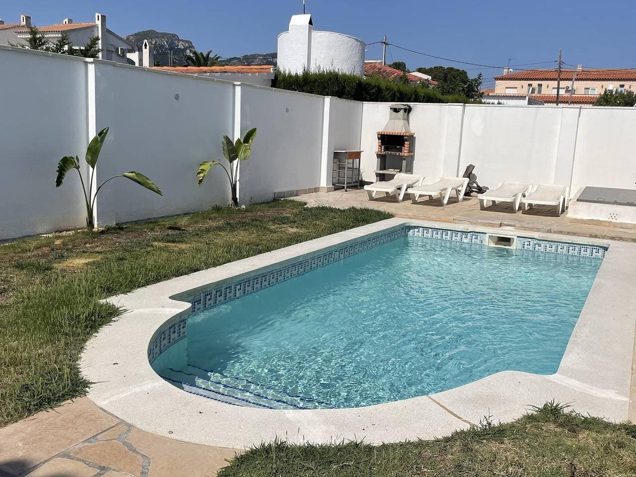 Foto 2 von 29: Luxusvilla mit Privatem Pool, 3 Schlafzimmer