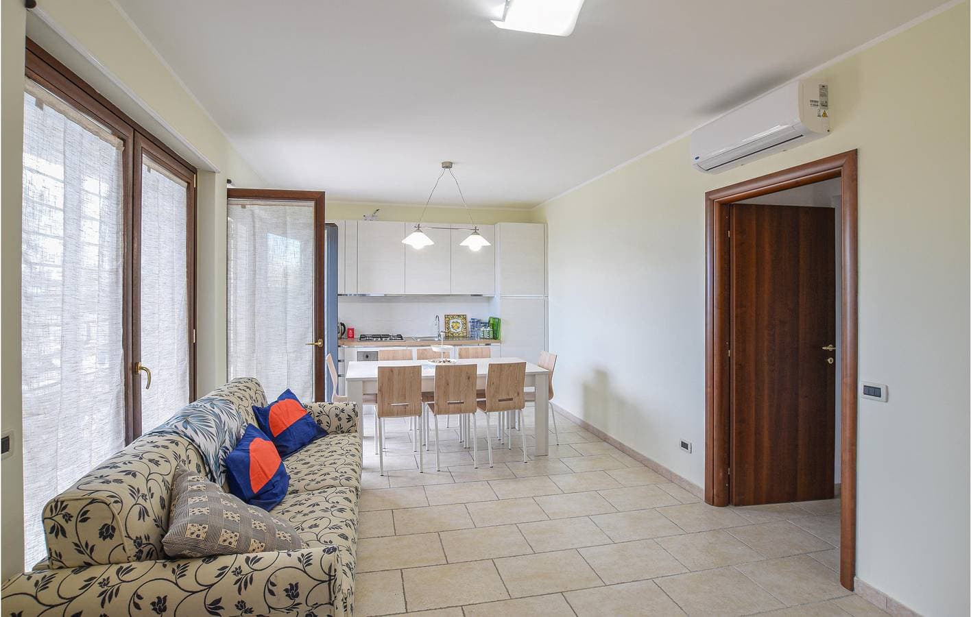 Foto 9 von 18: Apartment mit Meerblick, WiFi und Parkplatz