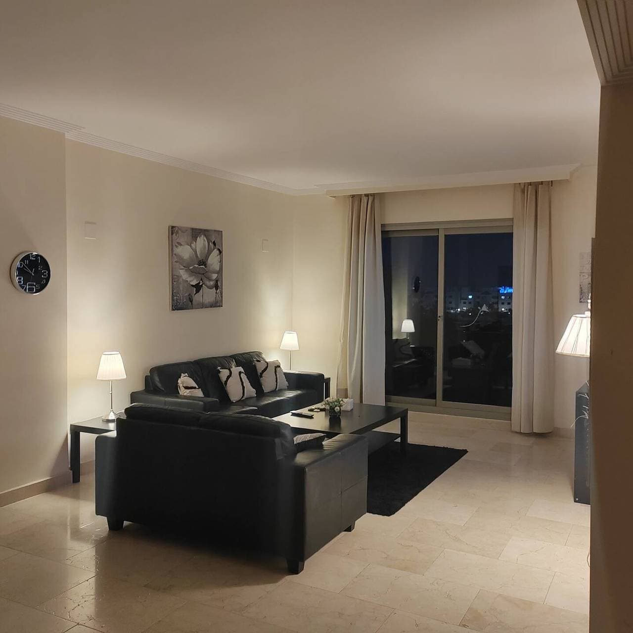 Foto 3 von 25: Ferienwohnung für 4 Personen mit Terrasse