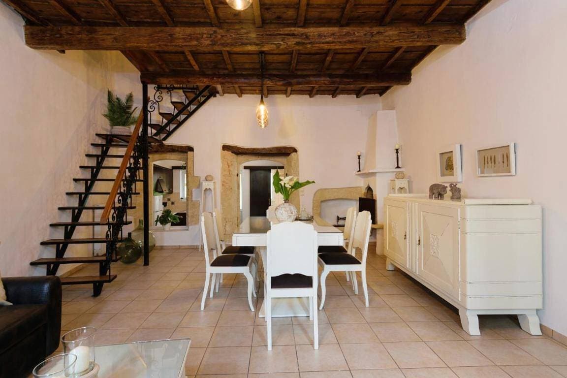 Diogenis Residence Euphoria 1