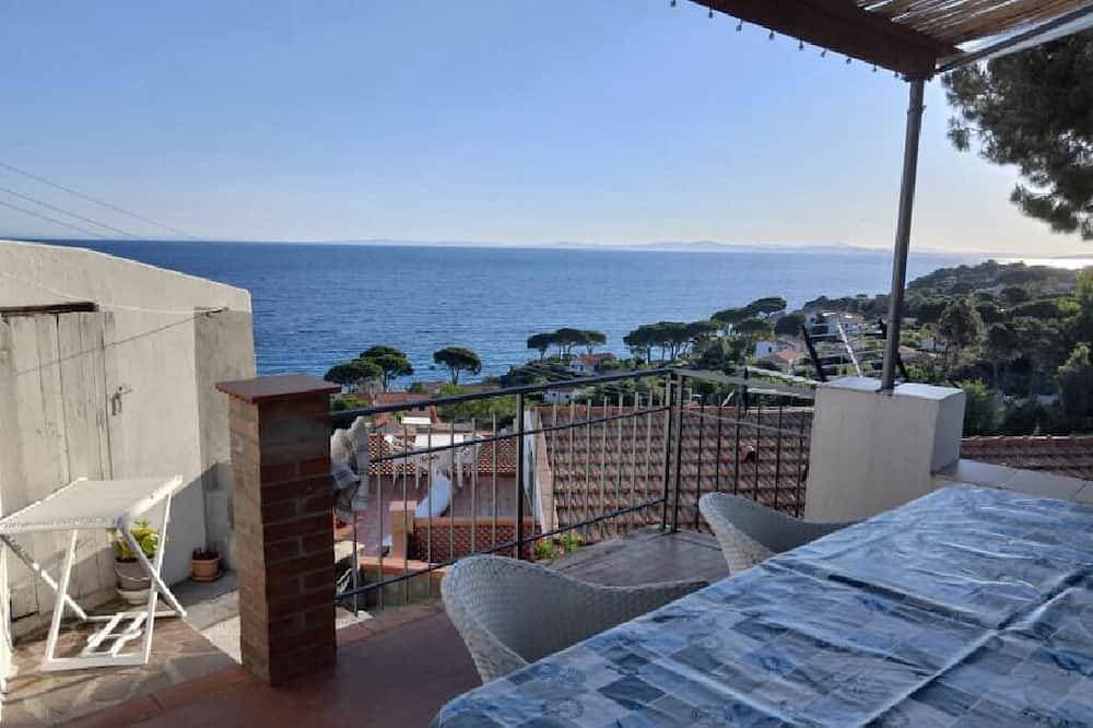 Mistral Apartment 1