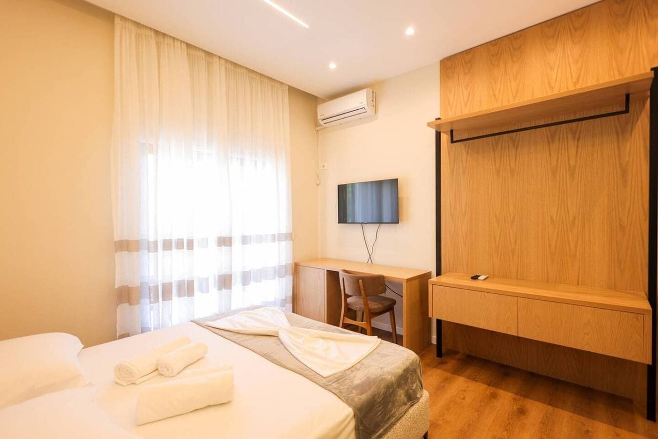 Foto 11 von 11: Double Room, City View & Breakfast, Toro