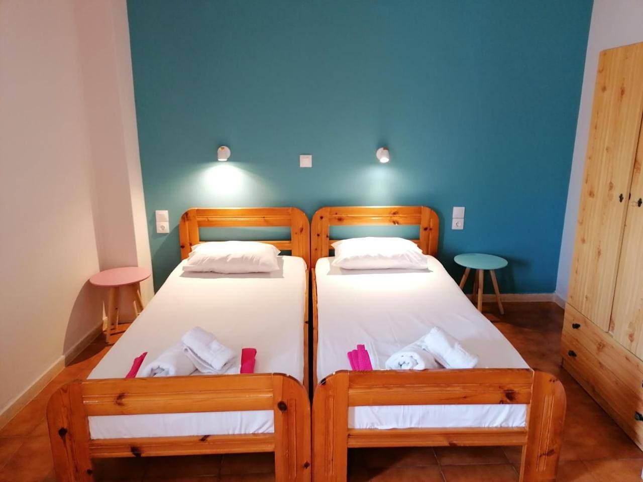 Foto 6 von 10: Small Twin Room - No Balcony - Street View