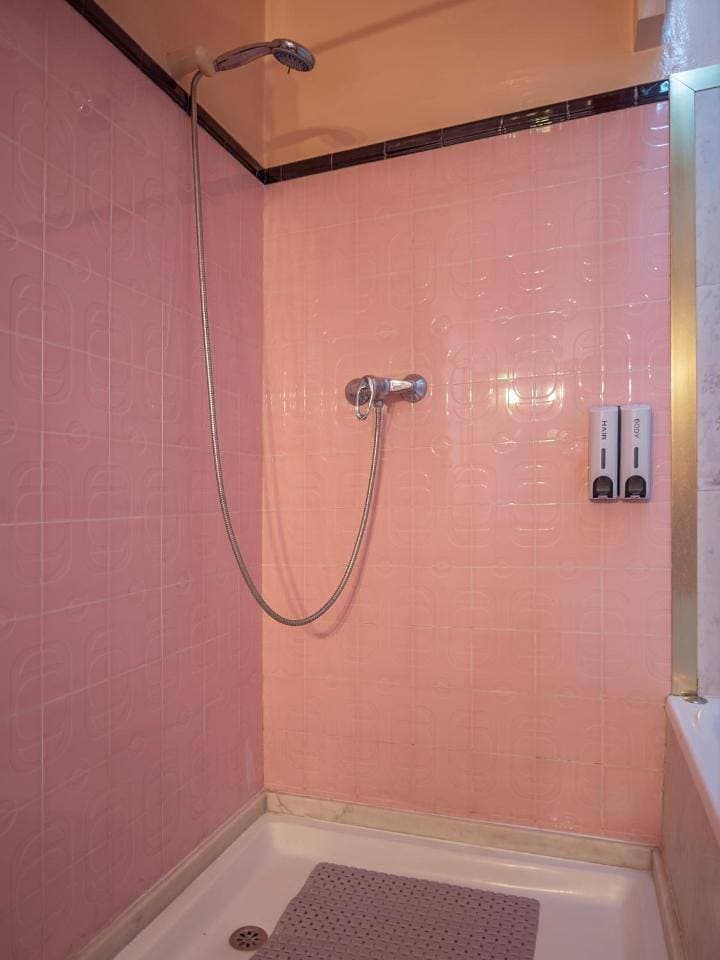 Foto 13 von 31: Three-Bedroom House