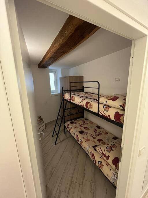 Foto 8 von 16: Two-Bedroom Apartment