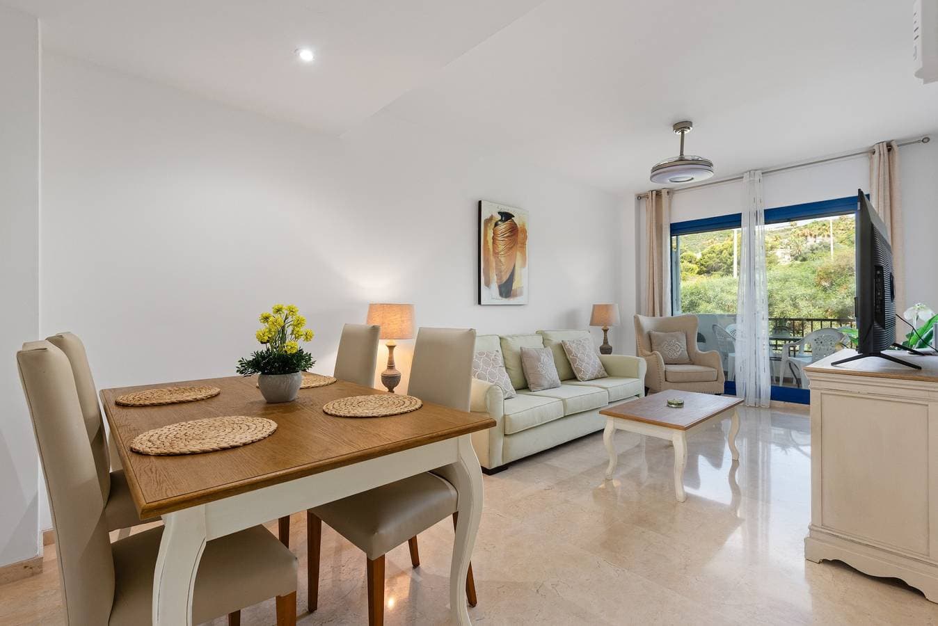 Foto 4 von 24: Apartment 'Brisa Del Puerto' mit Gemeinschaftspool, WLAN und Klimaanlage