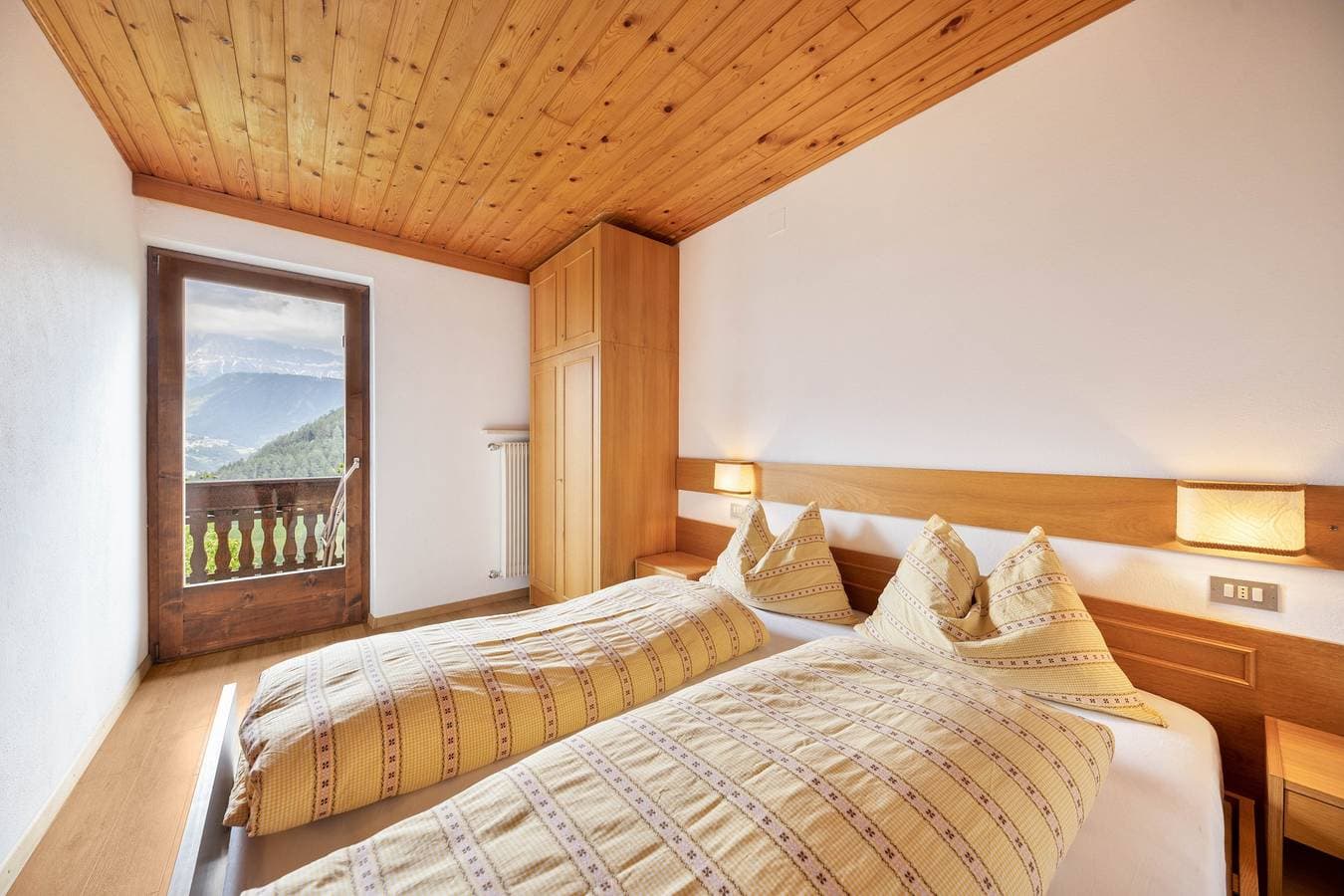 Foto 5 von 21: Ferienwohnung "Grödnerhof - Almöhi" Bergblick, WLAN, Garten & Balkon