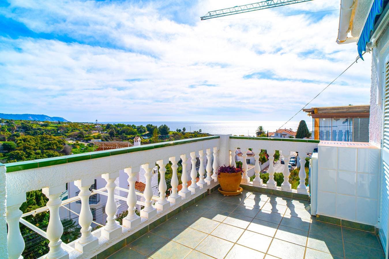 Foto 6 von 30: Sunny Terrace Chimenea