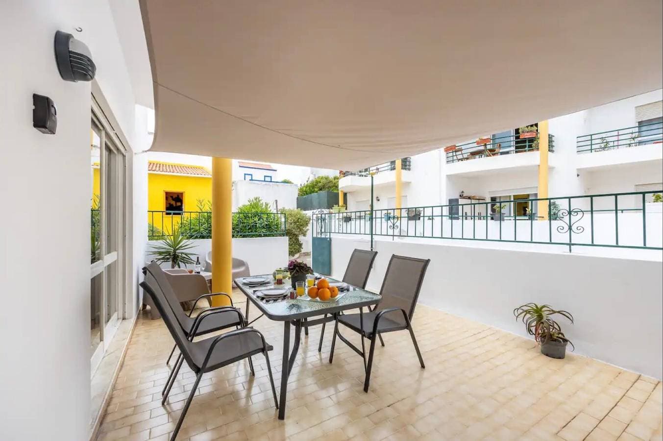 Foto 3 von 21: Ferienwohnung 'Casa Cláudia - Centro Histórico' mit privater Terrasse, Balkon und WLAN
