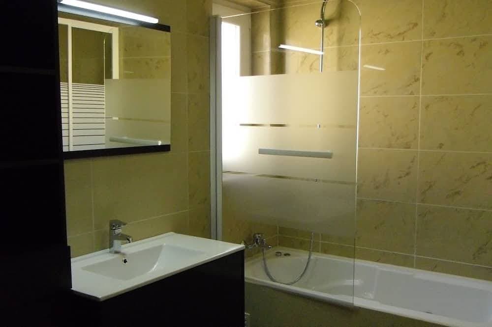 Foto 9 von 14: Haus 5 Schlafzimmer mit Schwimmbad
