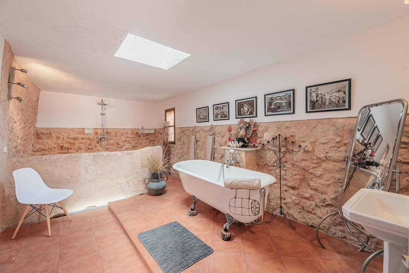 Foto 12 von 30: Haus 'Villa Can Lloret' mit Bergblick, WLAN und Klimaanlage